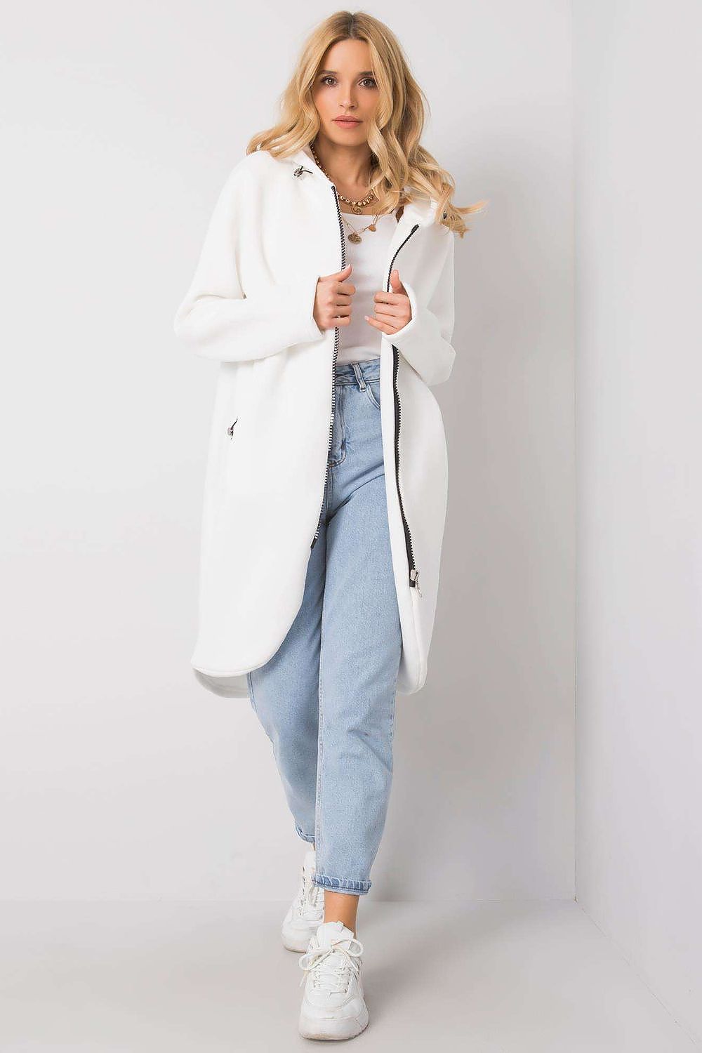 Sweatshirt model 168760